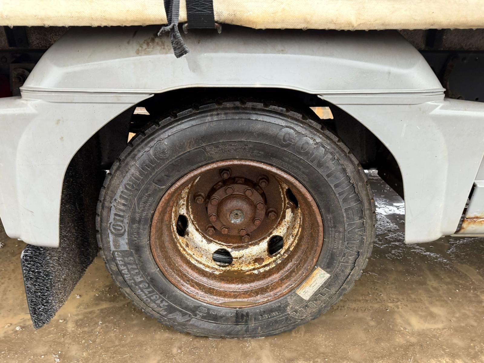 MERCEDES ATEGO 818 CURTAIN SIDER LORRY - Image 13