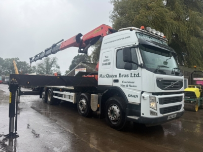 VOLVO FM 420 BEAVERTAIL HIAB CRANE LORRY