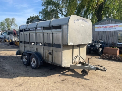 GRAHAM EDWARDS TWIN AXLE LIVESTOCK CATTLE TRAILER