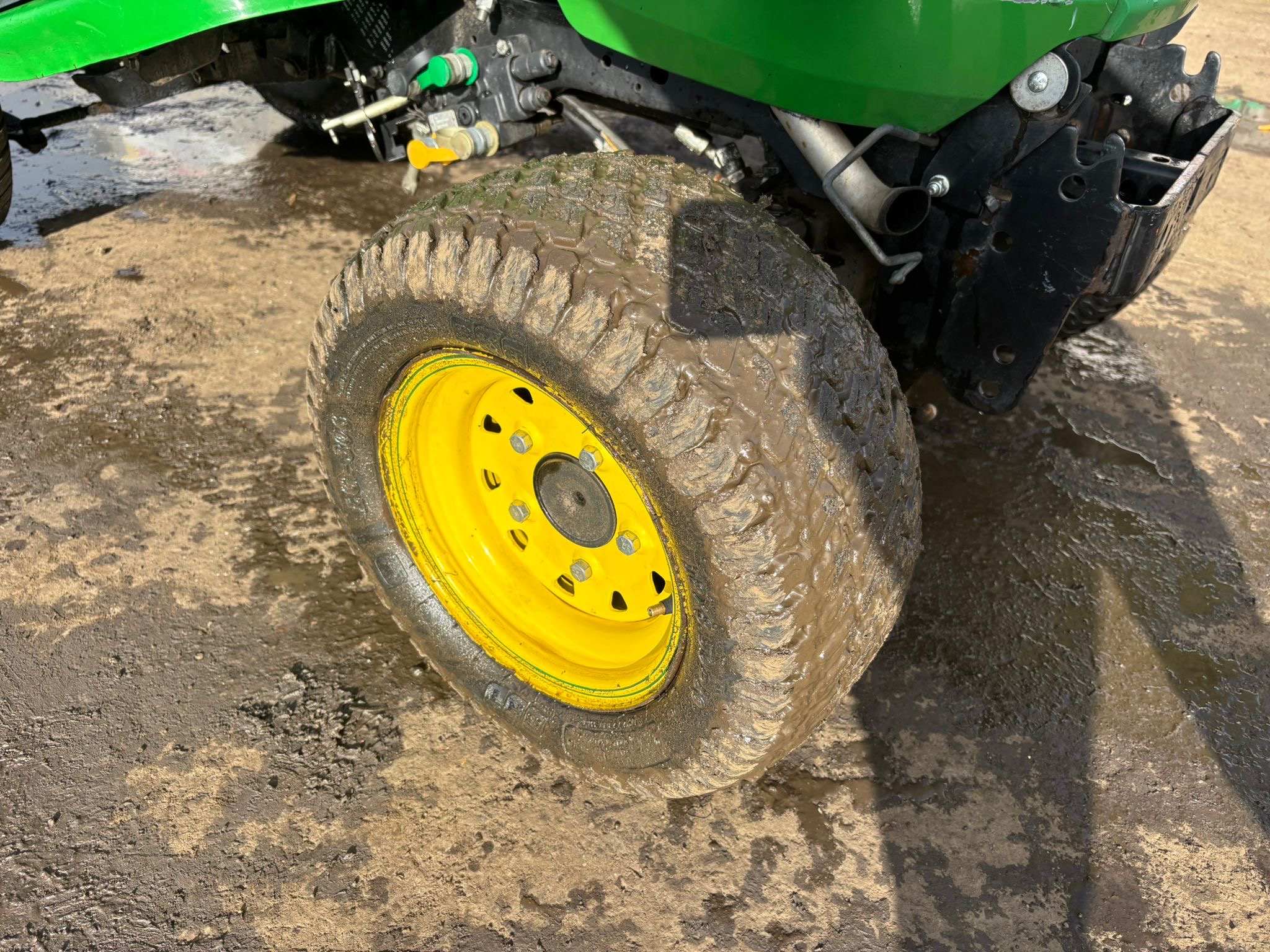 JOHN DEERE X949 4WD COMPACT TRACTOR - Image 9