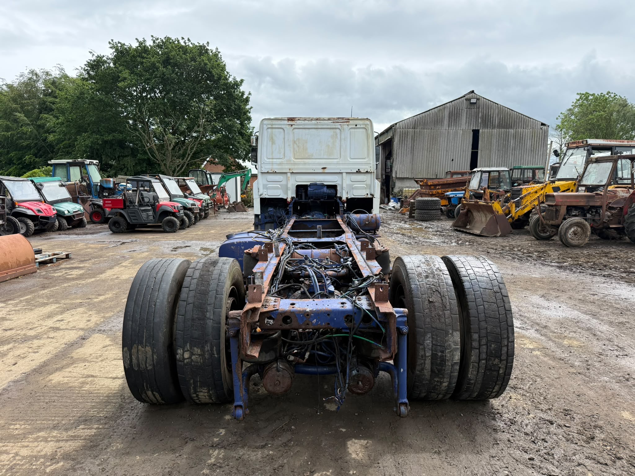 DAF CF 85.360 CAB & CHASSIS LORRY - Image 3