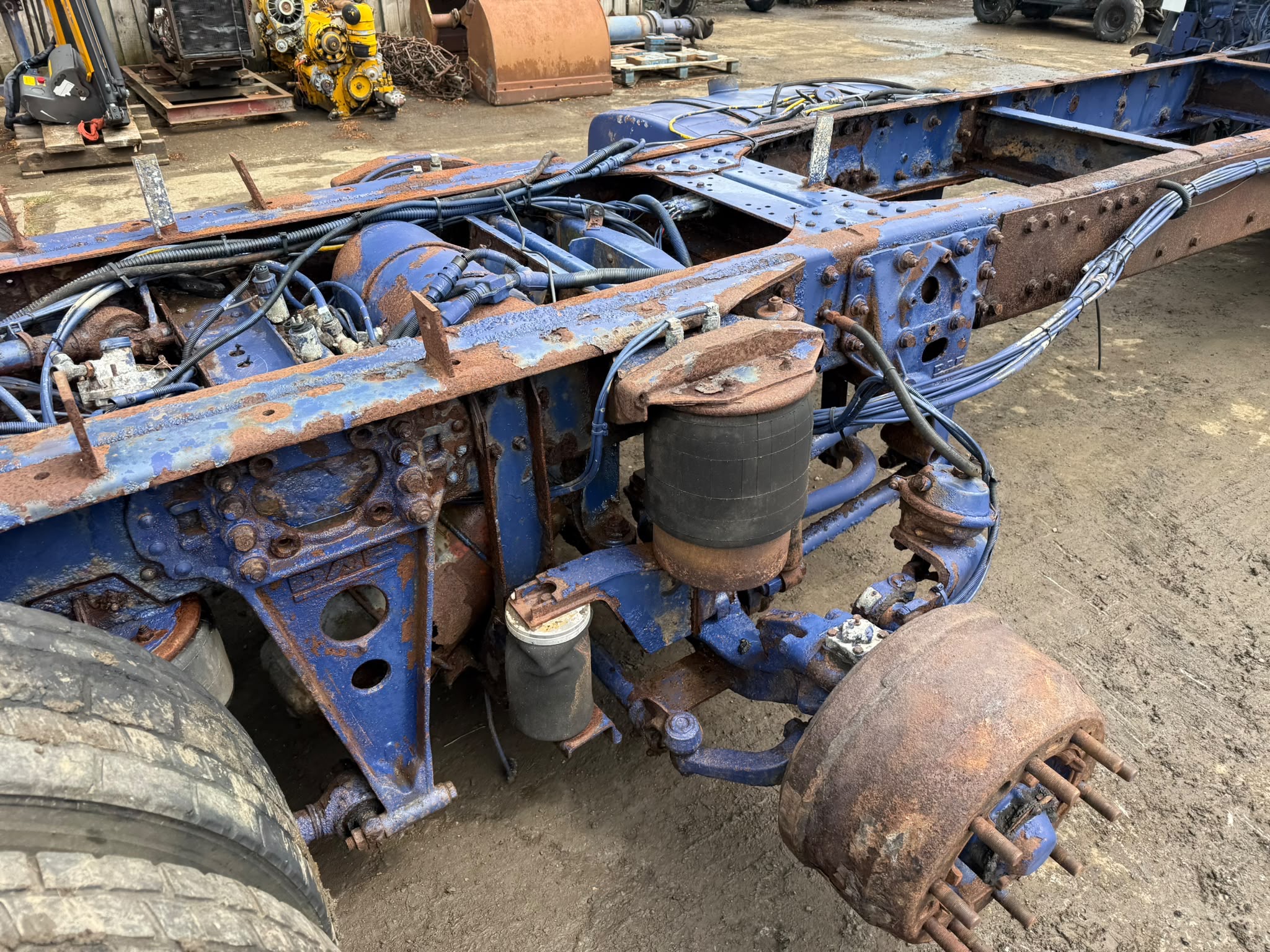 DAF CF 85.360 CAB & CHASSIS LORRY - Image 6
