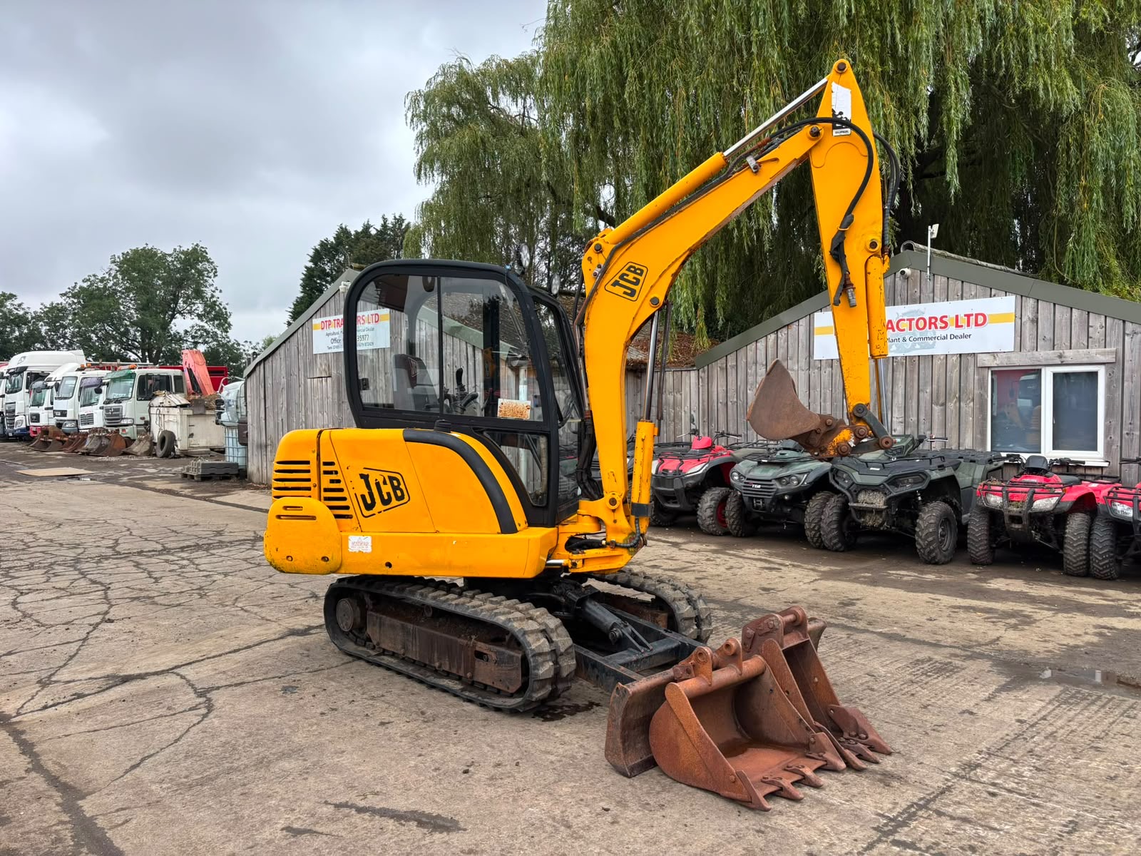 JCB 804 MINI DIGGER EXCAVATOR YEAR 2004 - Image 2