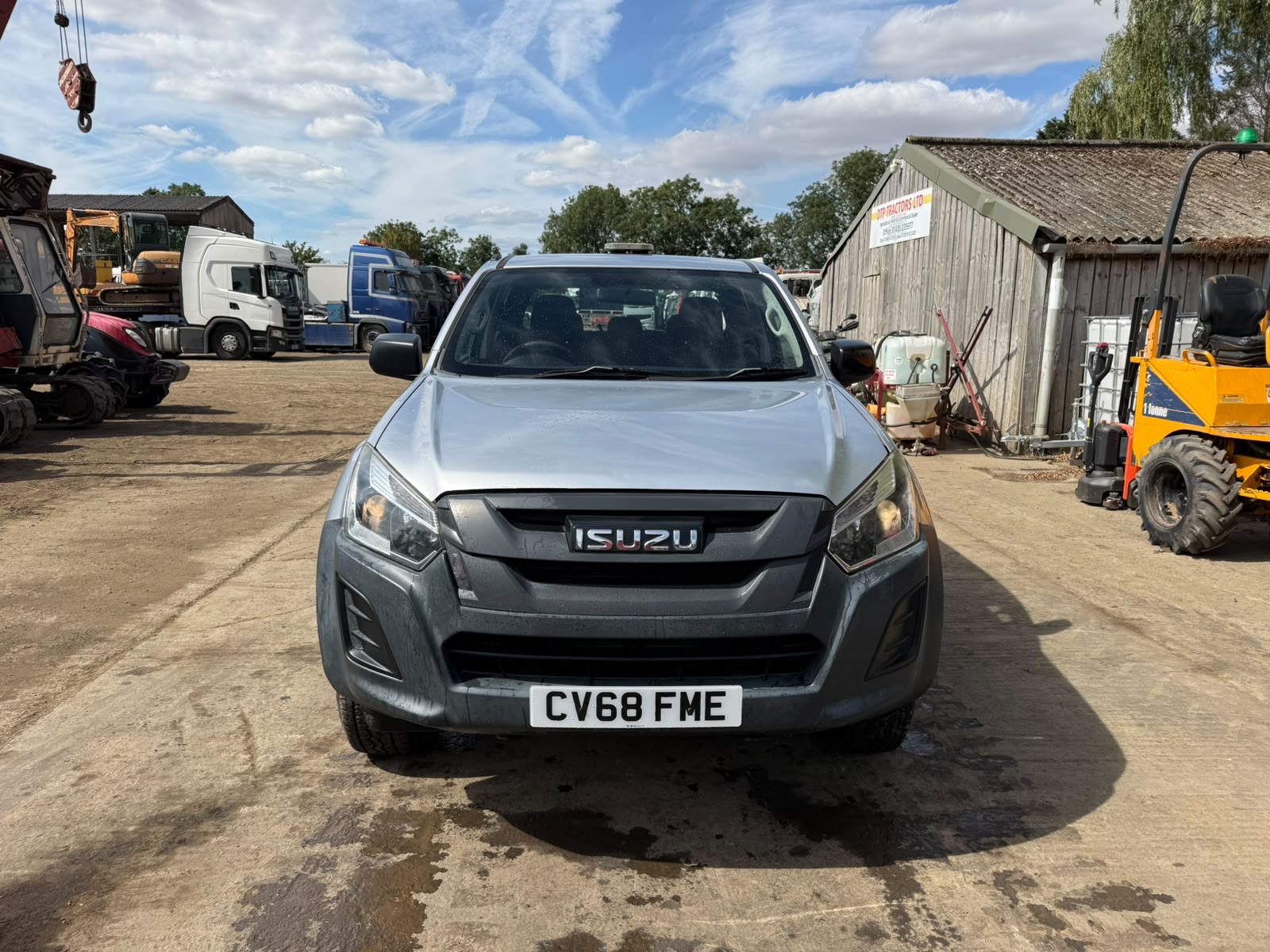 ISUZU D MAX 4x4 PICKUP - Image 5