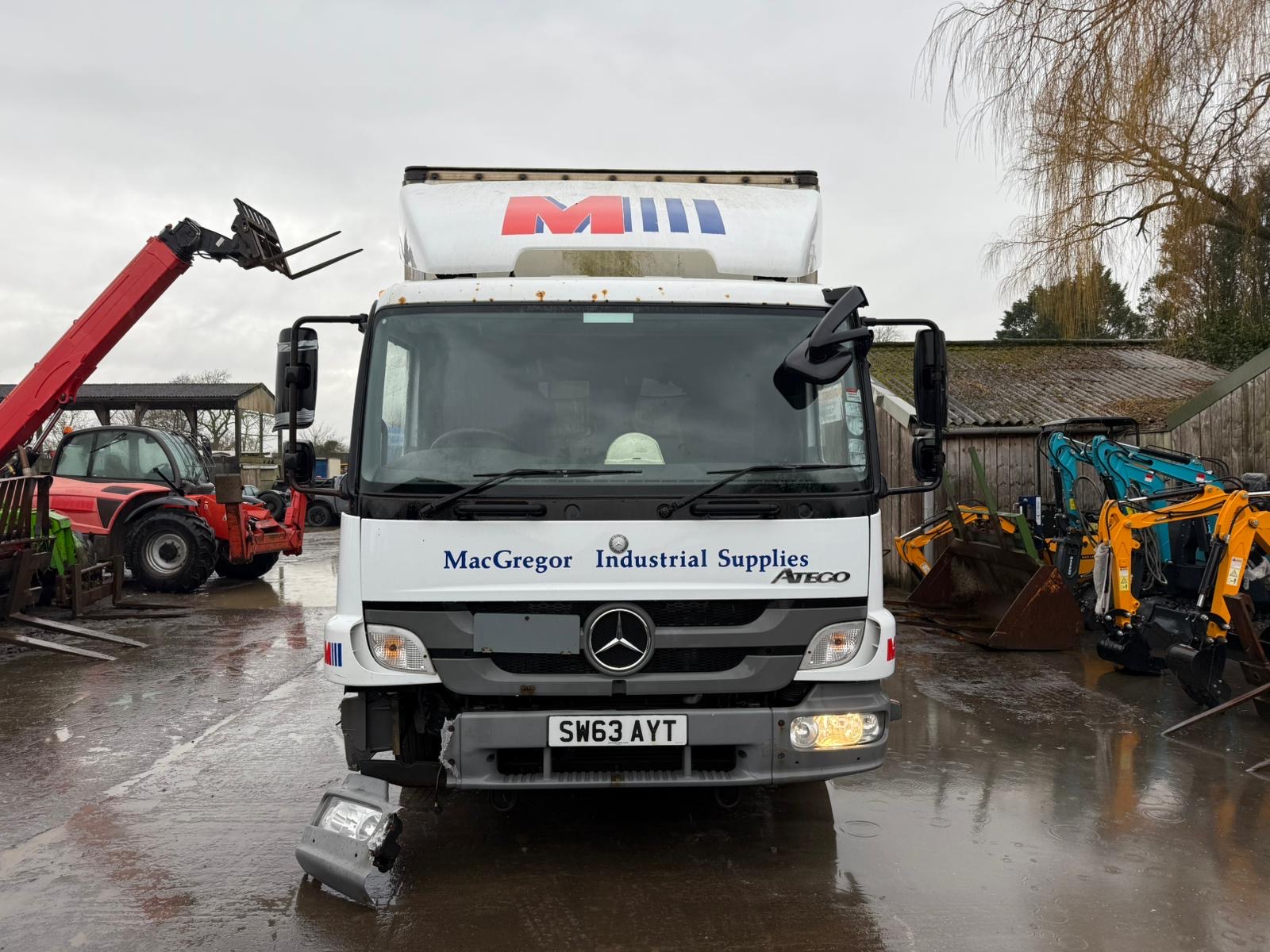 MERCEDES ATEGO 818 CURTAIN SIDER LORRY - Image 2