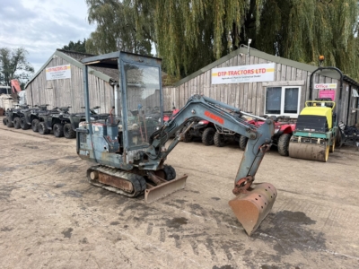 KUBOTA 1.5 TON MINI DIGGER