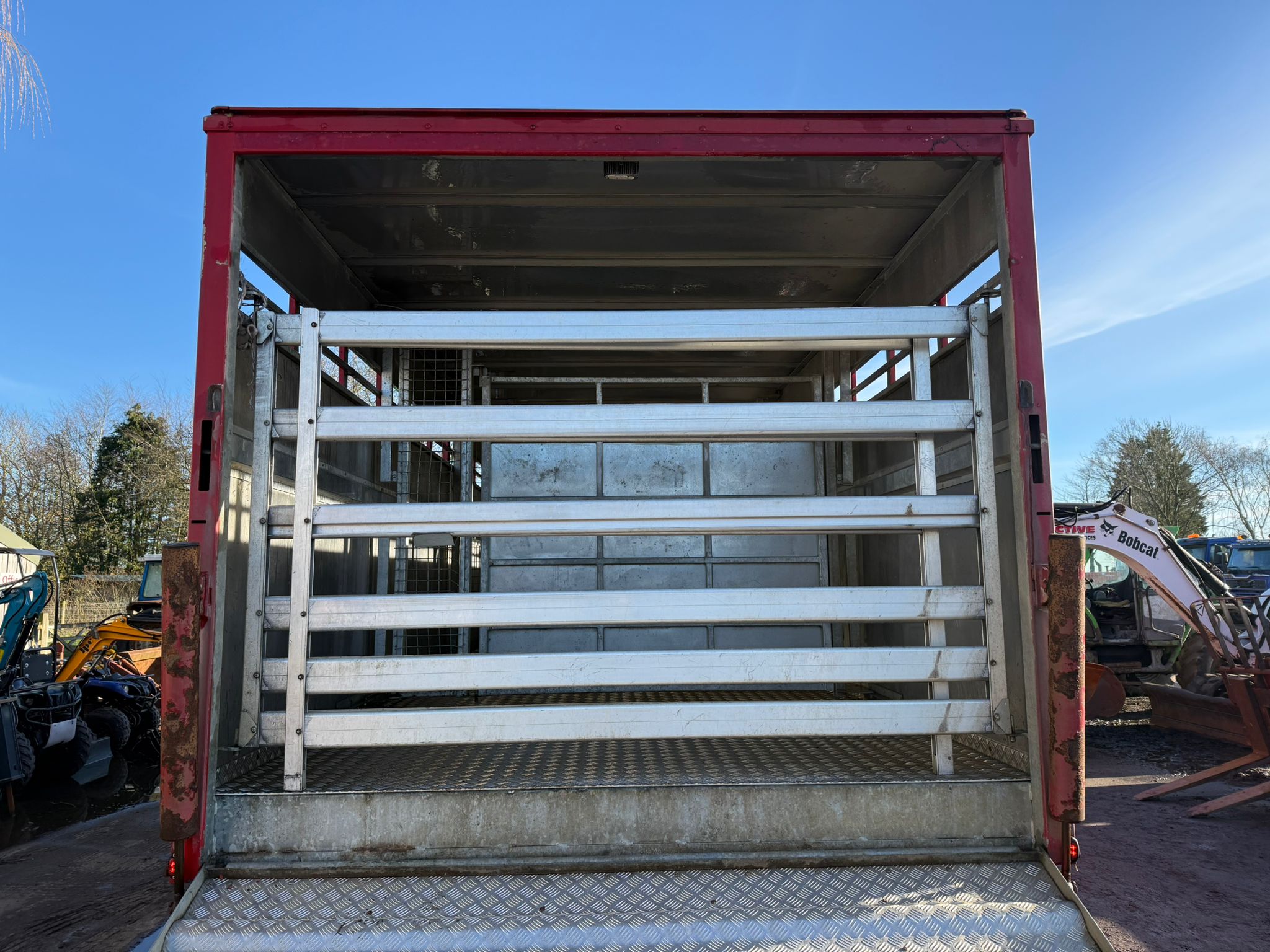 MERCEDES 1518 LIVESTOCK CATTLE LORRY - Image 22