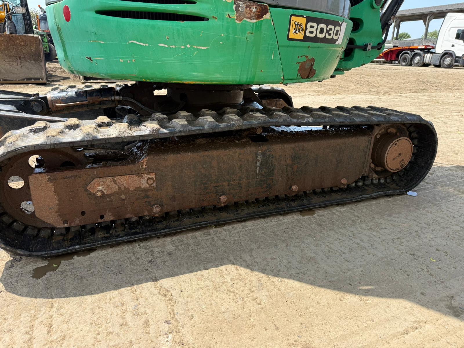 JCB 8030 3 TON MINI DIGGER EXCAVATOR - Image 23