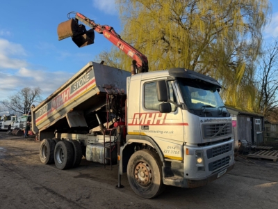 VOLVO FM TIPPER GRAB LORRY
