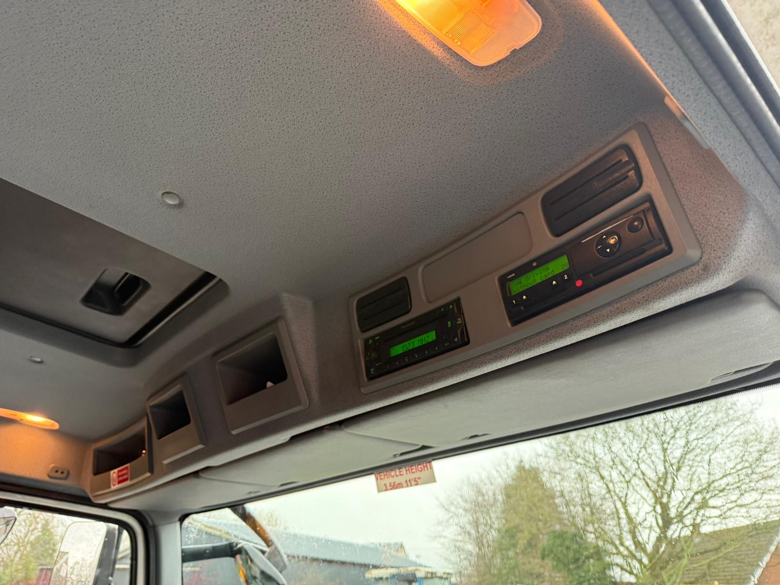 MERCEDES ATEGO 818 CURTAIN SIDER LORRY - Image 19