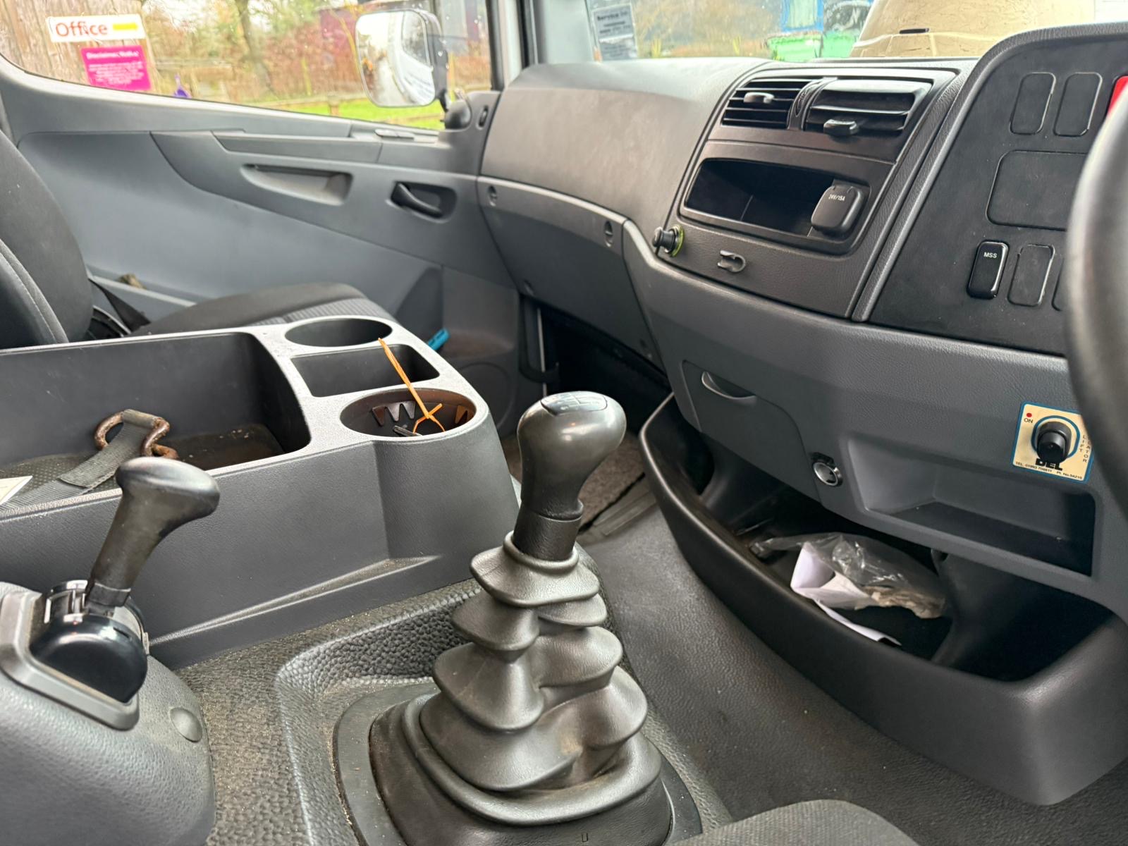 MERCEDES ATEGO 818 CURTAIN SIDER LORRY - Image 17