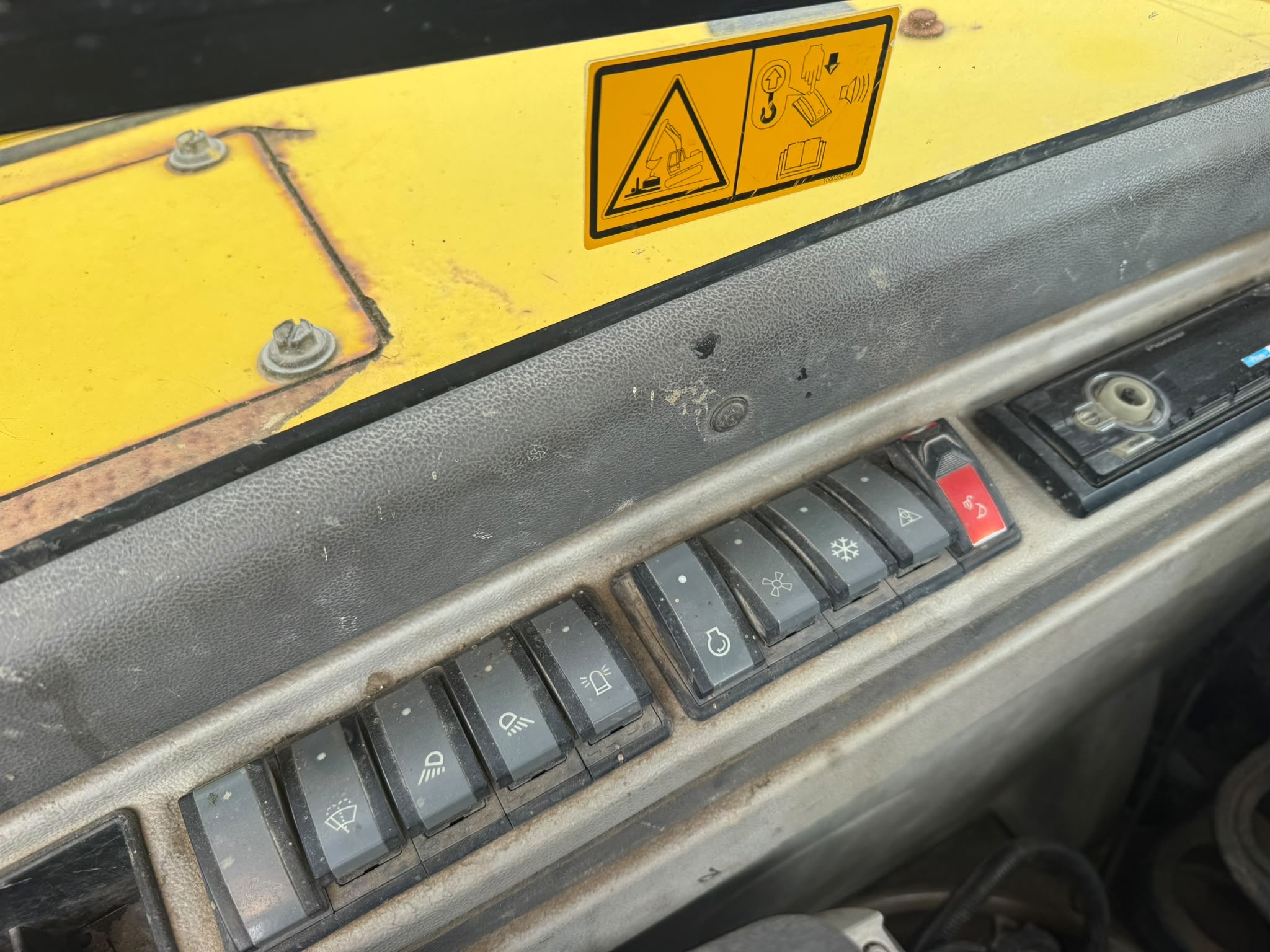 WACKER NEUSON 8003 8 TON EXCAVATOR - Image 16