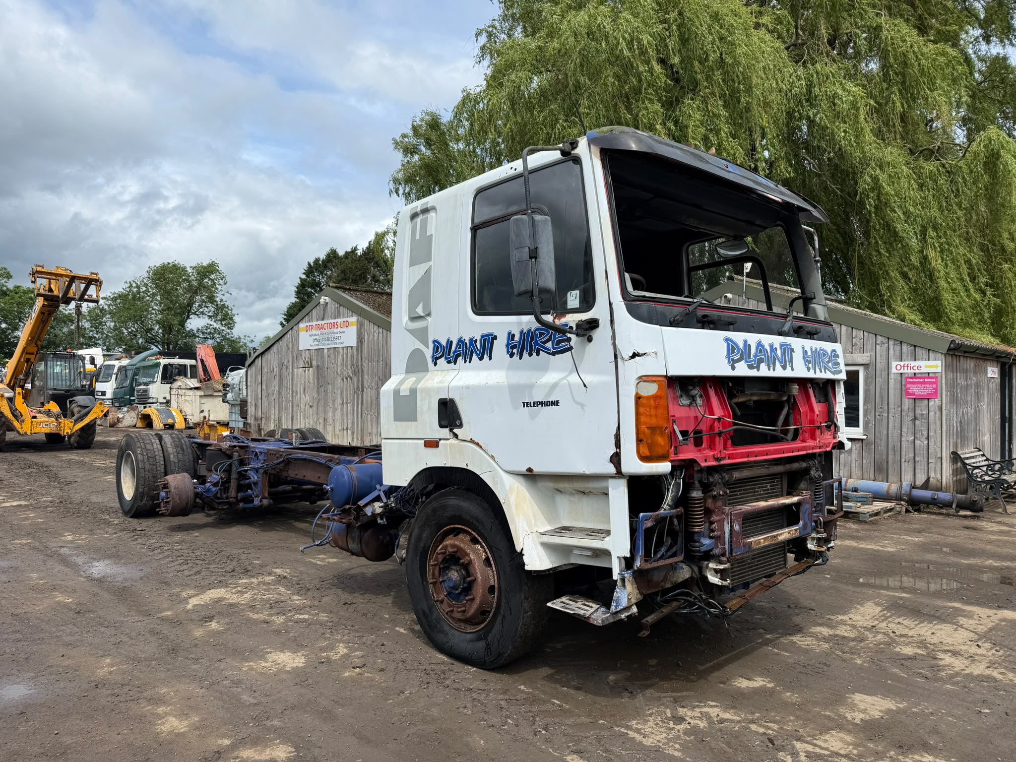 DAF CF 85.360 CAB & CHASSIS LORRY