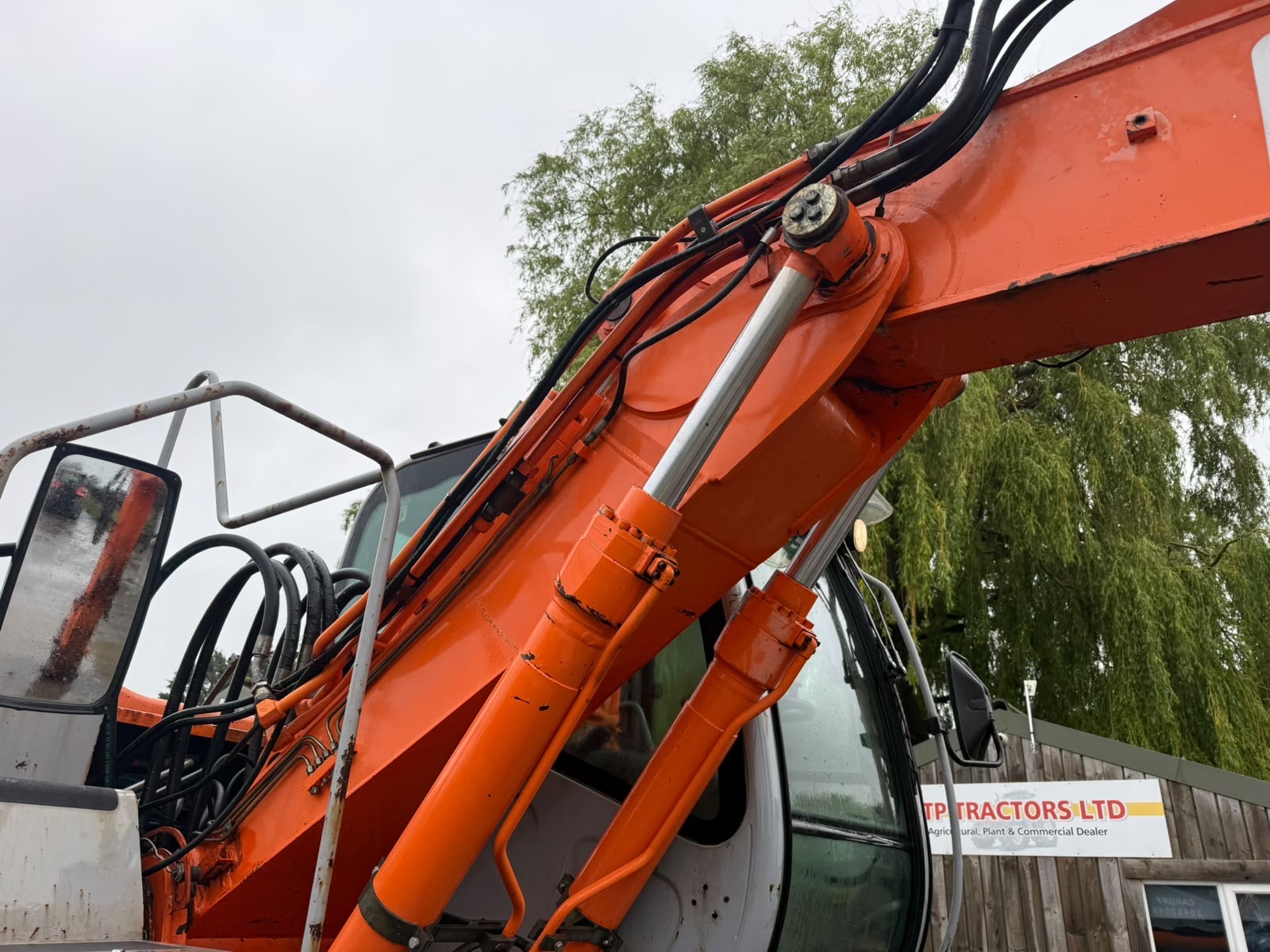FIAT KOBELCO E145W RUBBER DUCK EXCAVATOR - Image 8