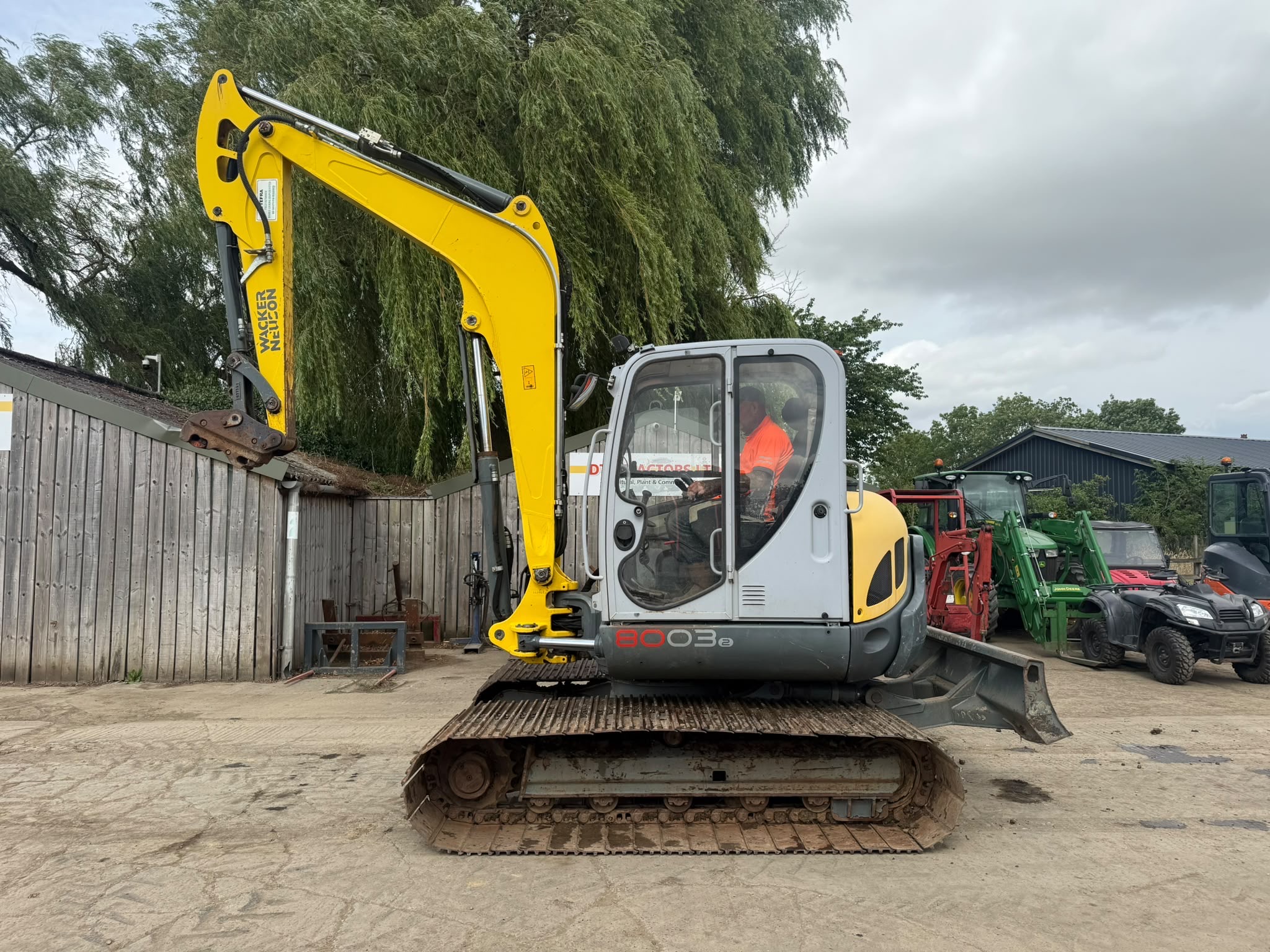 WACKER NEUSON 8003 8 TON EXCAVATOR - Image 3