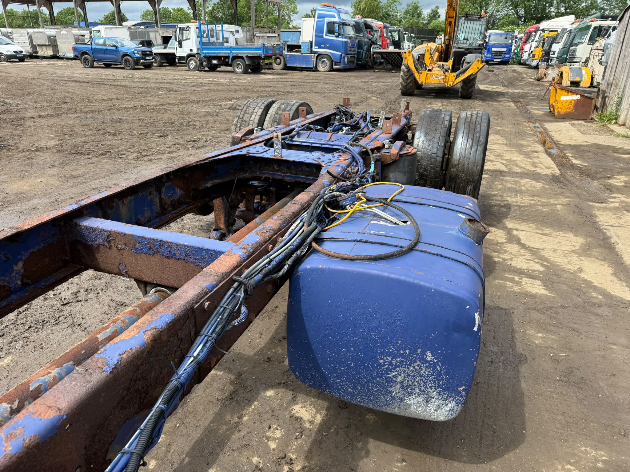 DAF CF 85.360 CAB & CHASSIS LORRY - Image 15