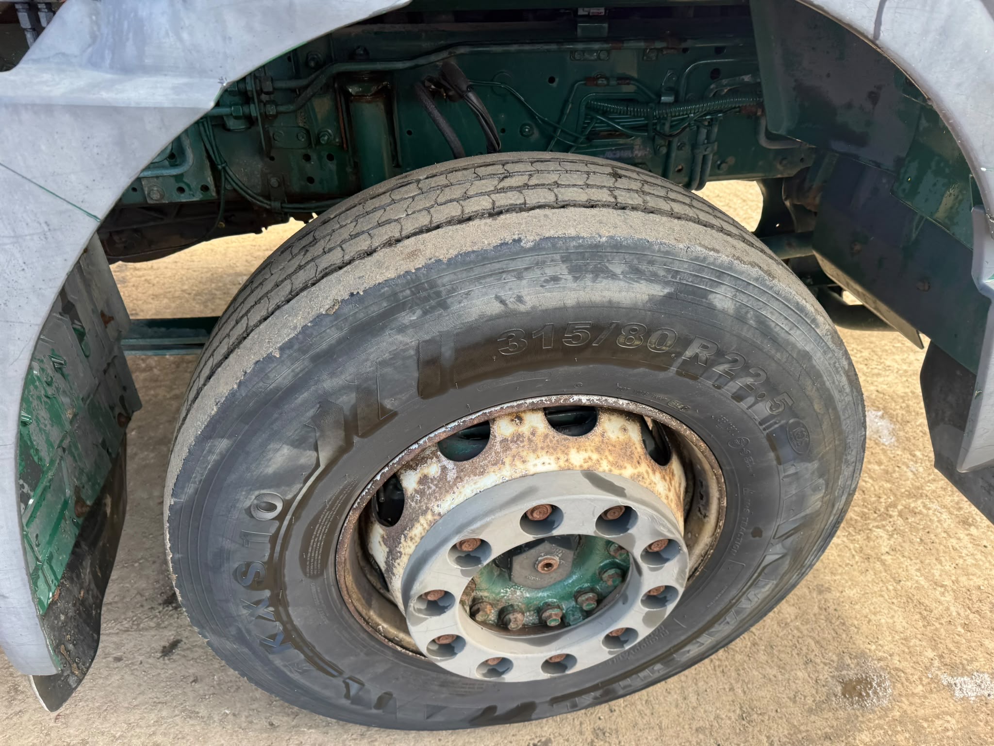 IVECO 340 8 WHEEL TIPPER GRAB LORRY - Image 19