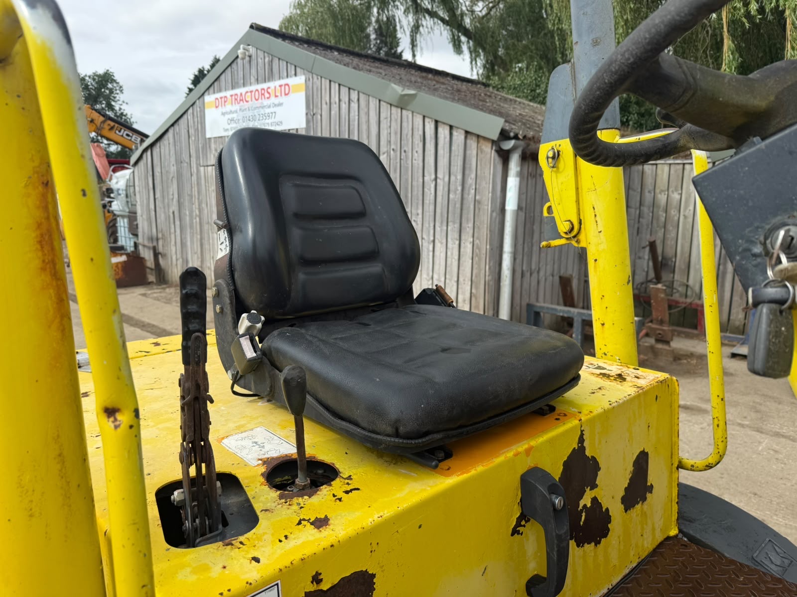 TEREX TA3 SH 3 TON SWIVEL SKIP DUMPER - Image 18