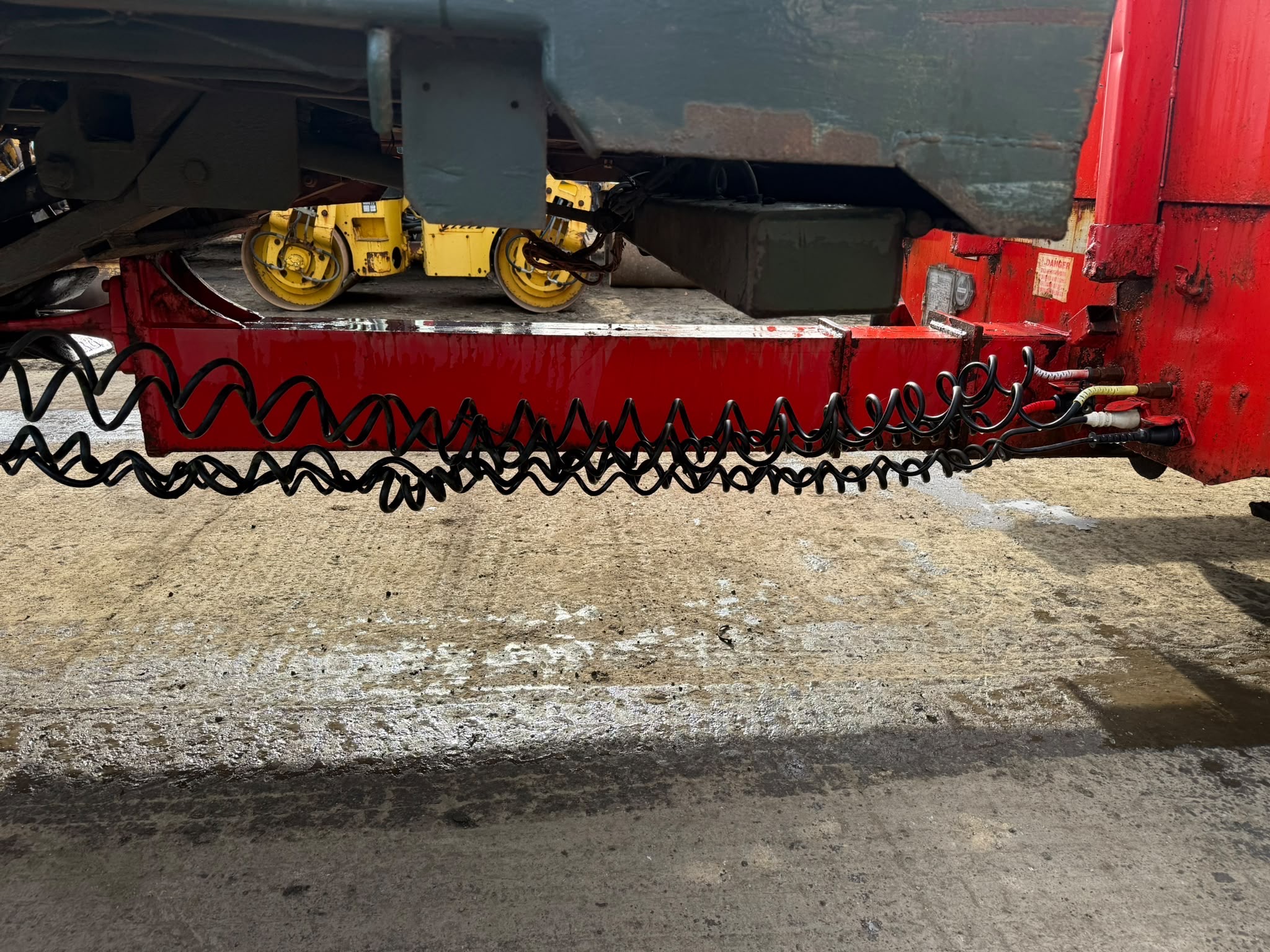 MAX MCCAULEY LOW LOADER DRAG TRAILER - Image 16