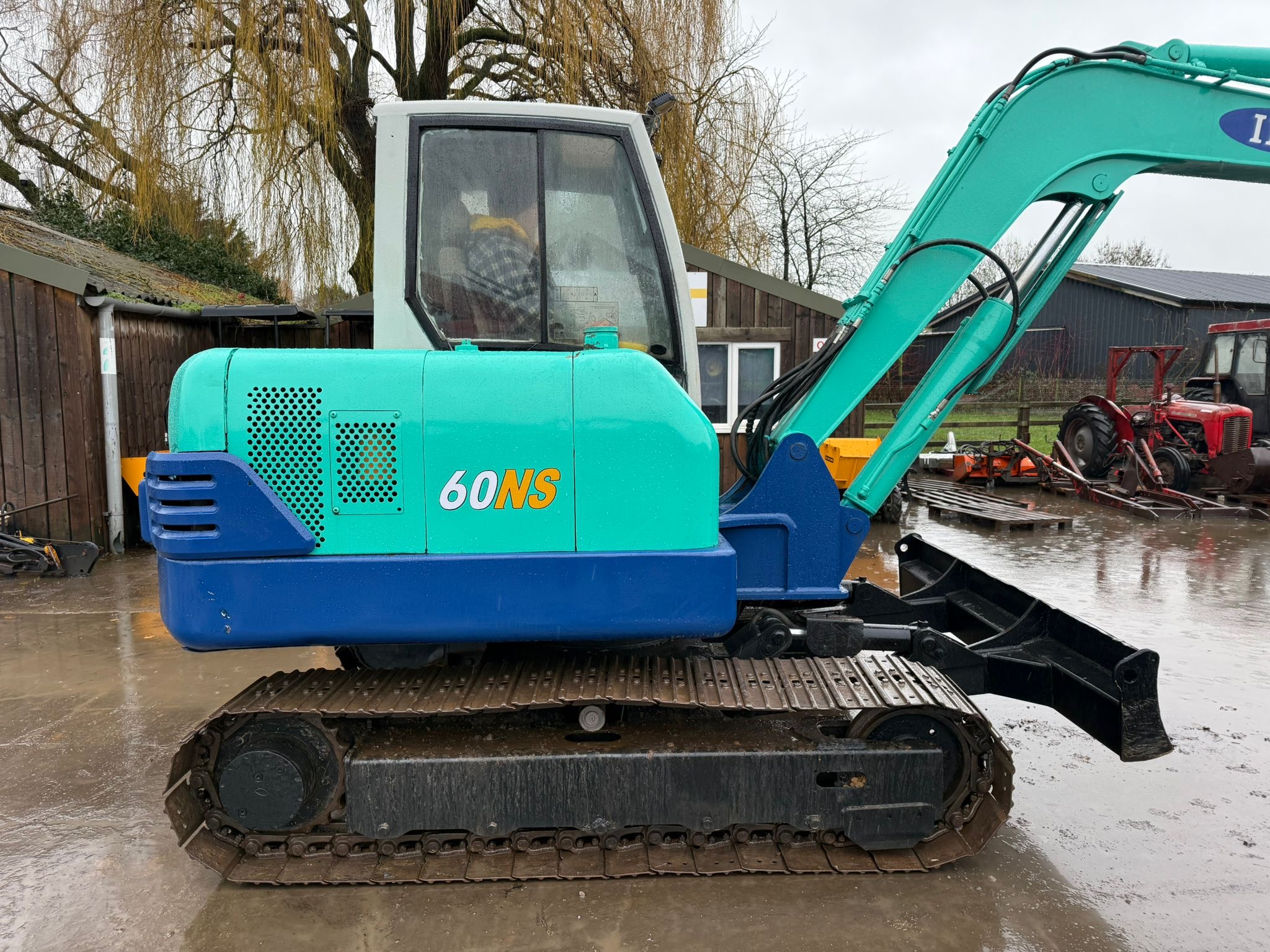 IHI 60NS 6 TON EXCAVATOR DIGGER - Image 3