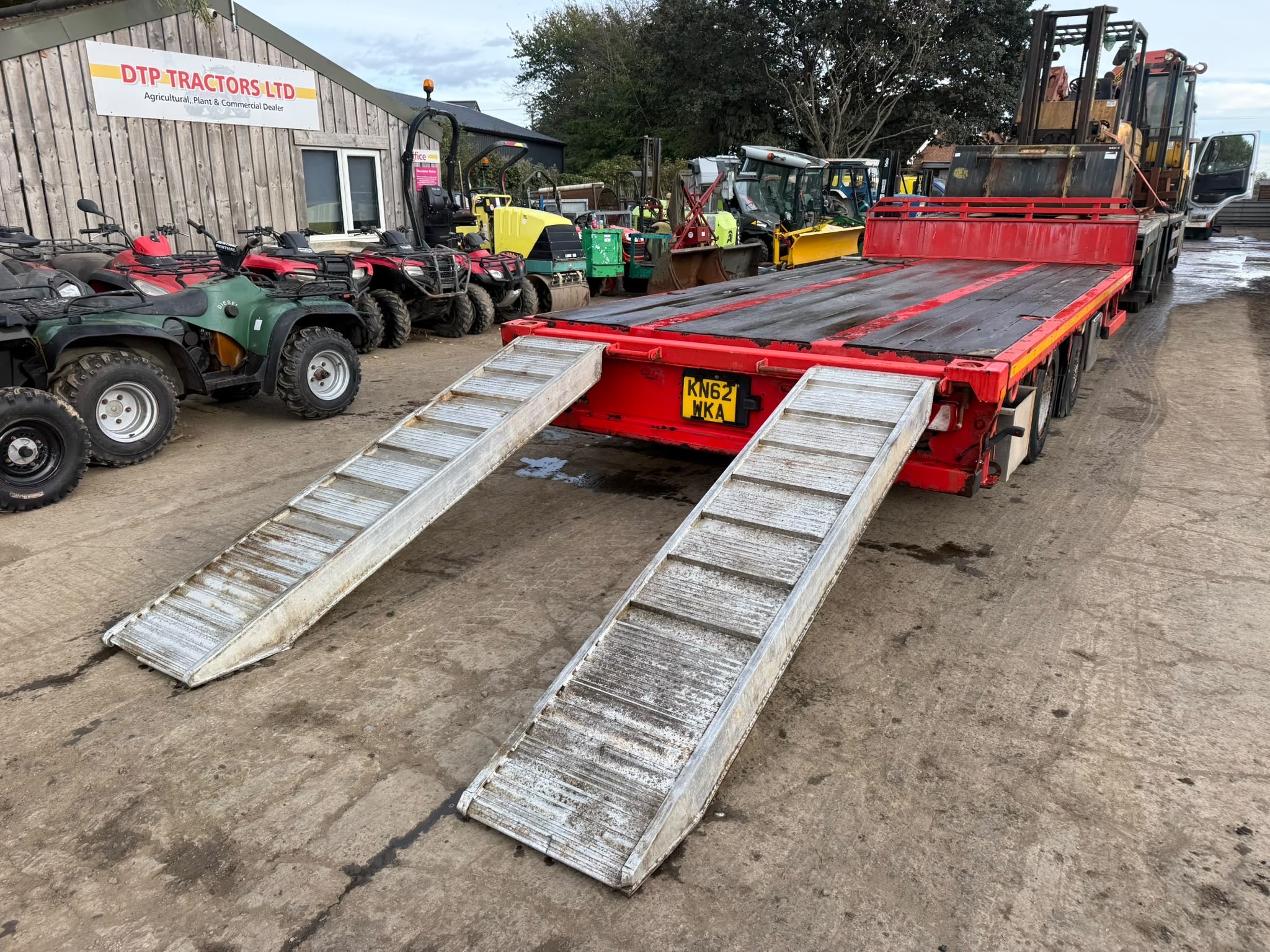 MAX MCCAULEY LOW LOADER DRAG TRAILER - Image 2