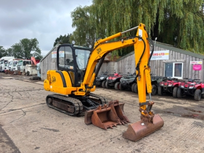 JCB 804 MINI DIGGER EXCAVATOR   YEAR 2004