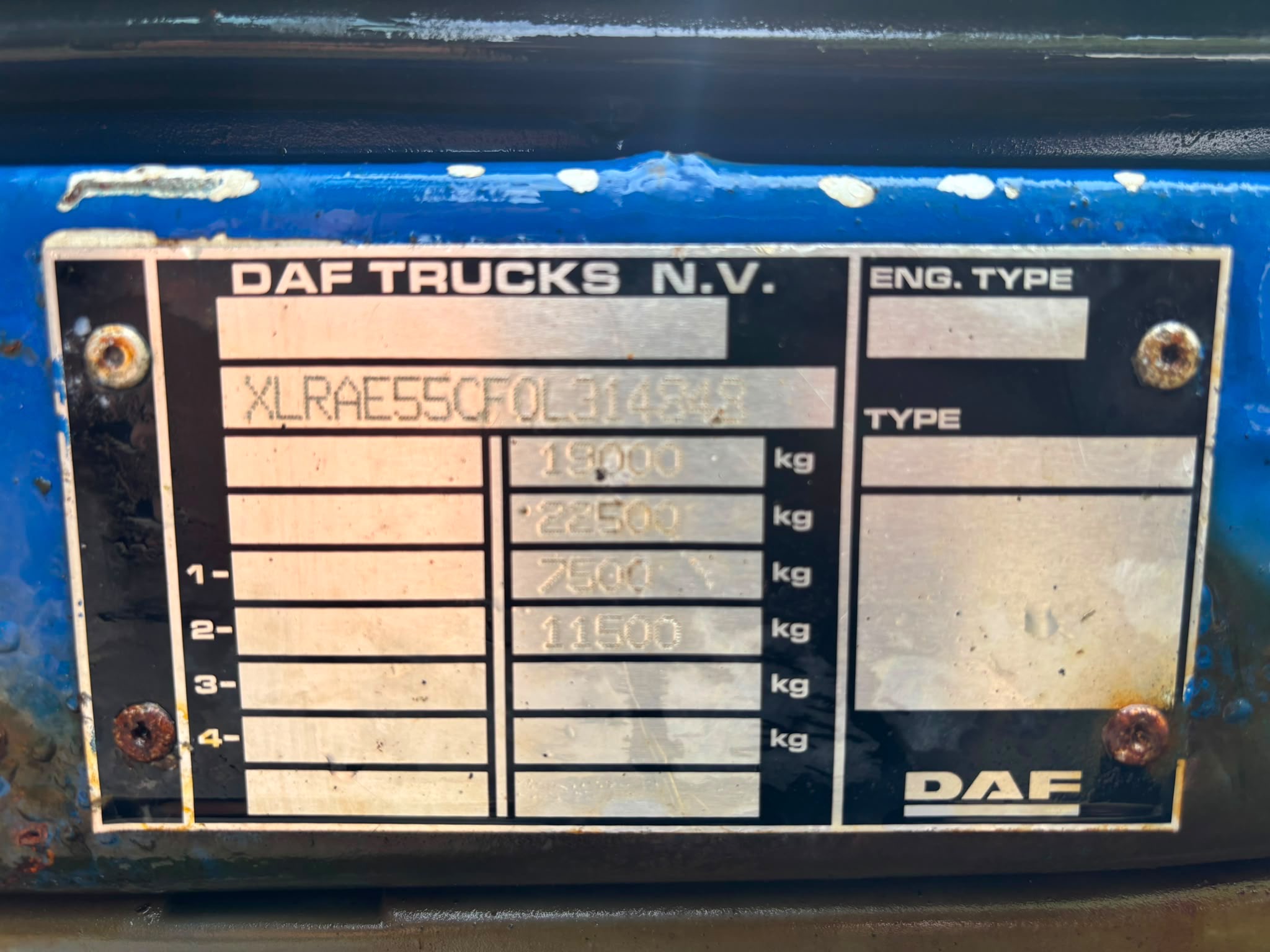 DAF LF 55.220 BRICK GRAB CRANE LORRY - Image 14
