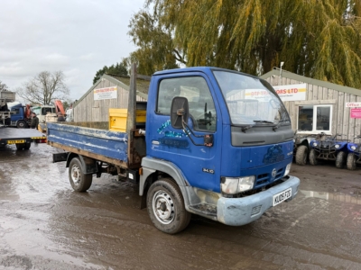 NISSAN CABSTAR 34.10 TIPPER PICKUP