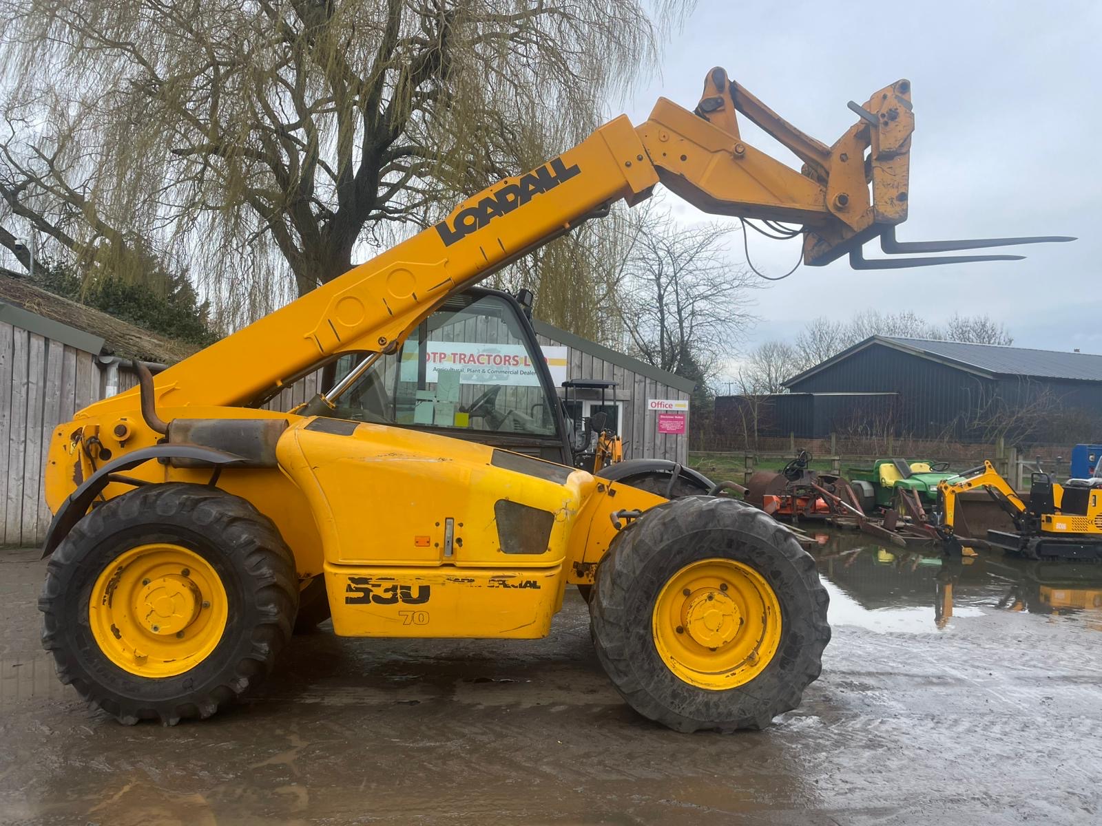 JCB 530.70 AGRI FARM TELEHANDLER - Image 2
