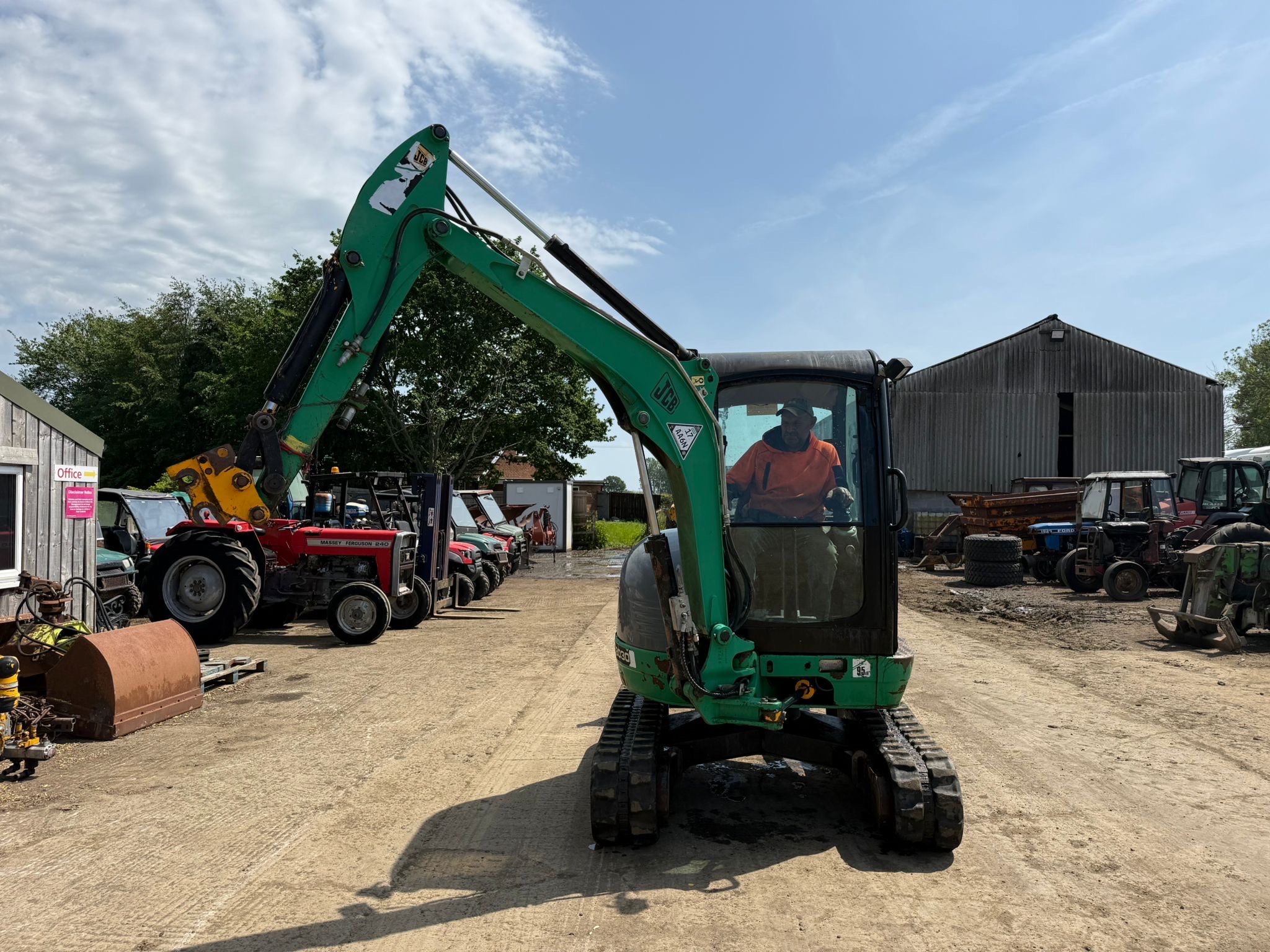 JCB 8030 3 TON MINI DIGGER EXCAVATOR - Image 7