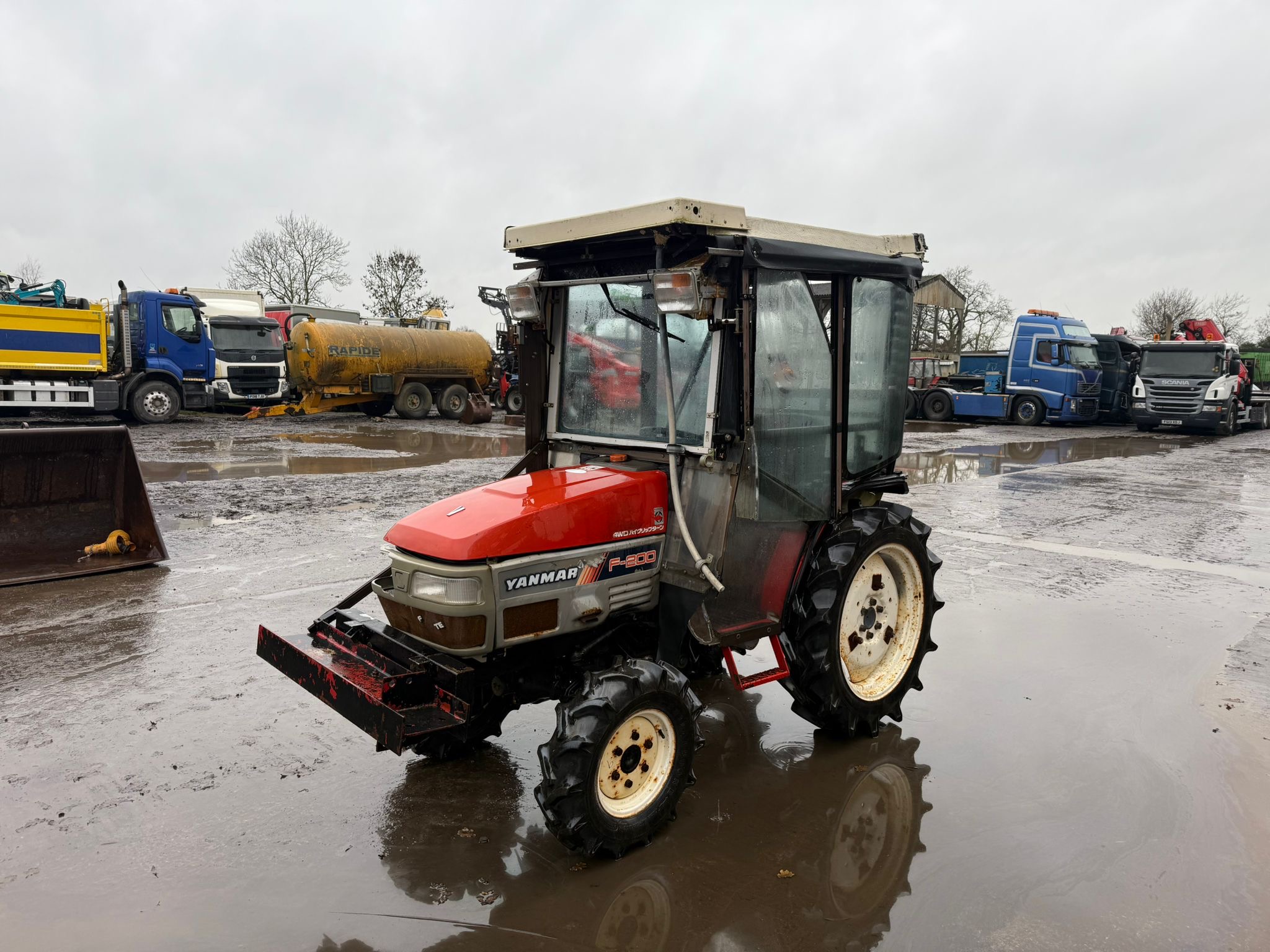 YANMAR F-200 4X4 COMPACT TRACTOR - Image 6