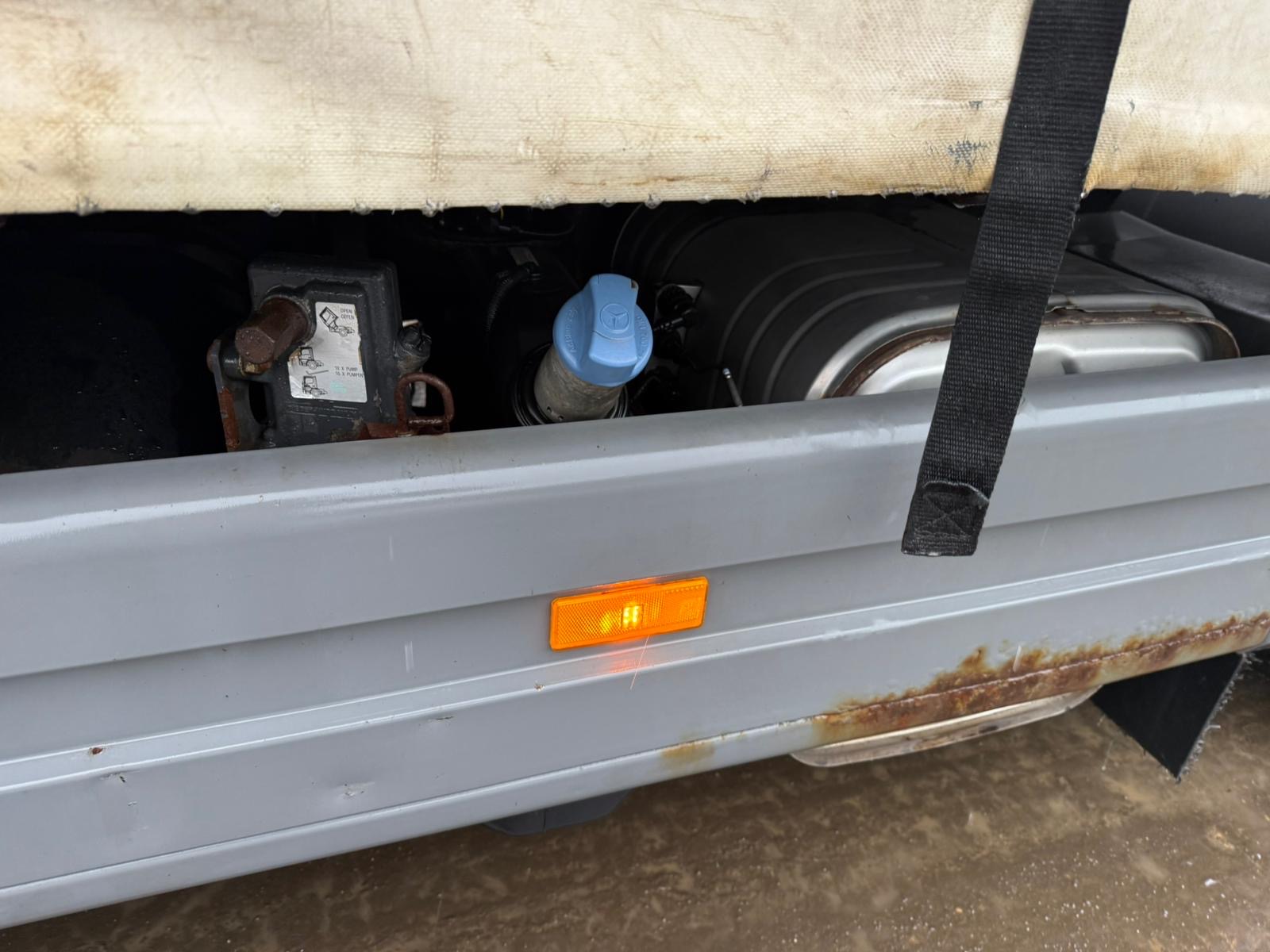 MERCEDES ATEGO 818 CURTAIN SIDER LORRY - Image 14