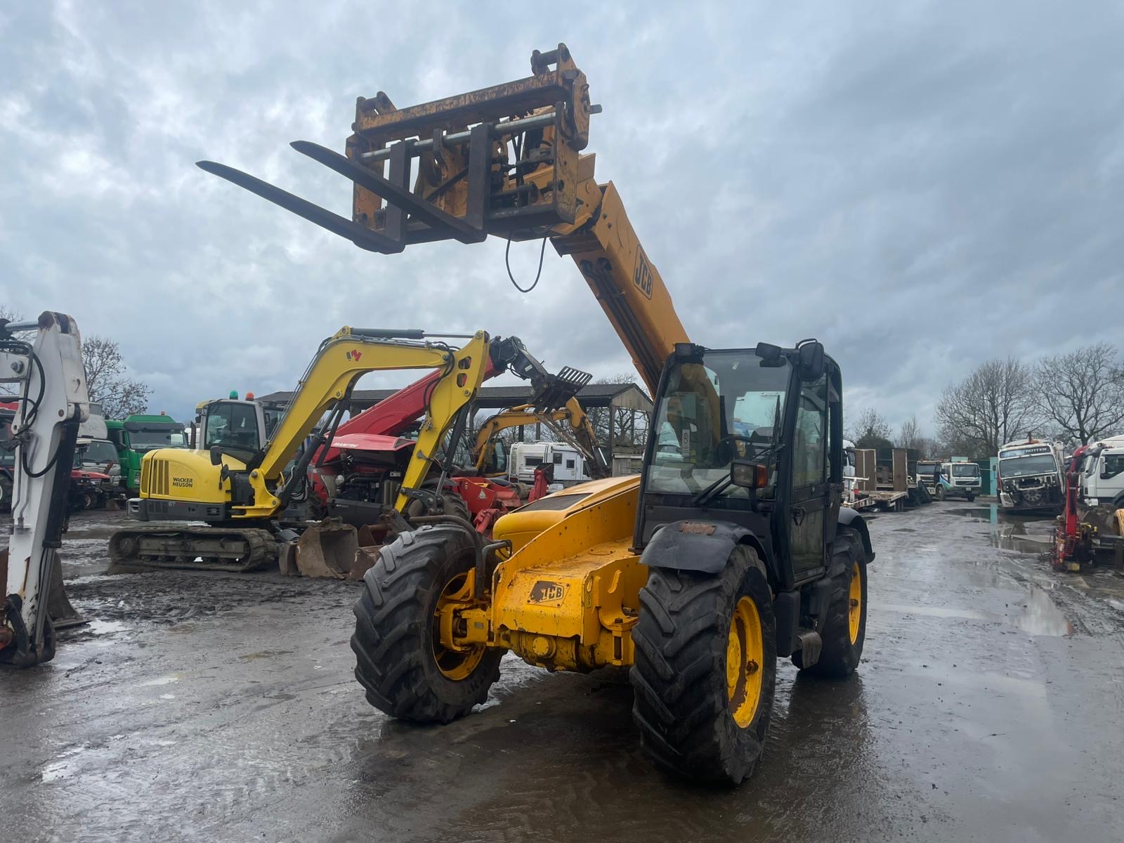 JCB 530.70 AGRI FARM TELEHANDLER - Image 7