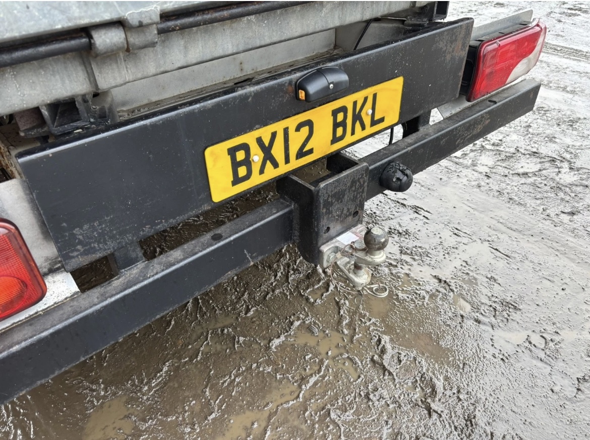 VOLKSWAGEN CRAFTER CR50 TWIN WHEEL HORSE BOX LORRY - Image 18