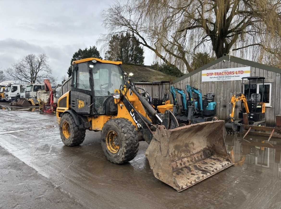 JCB 407 WHEELED LOADER