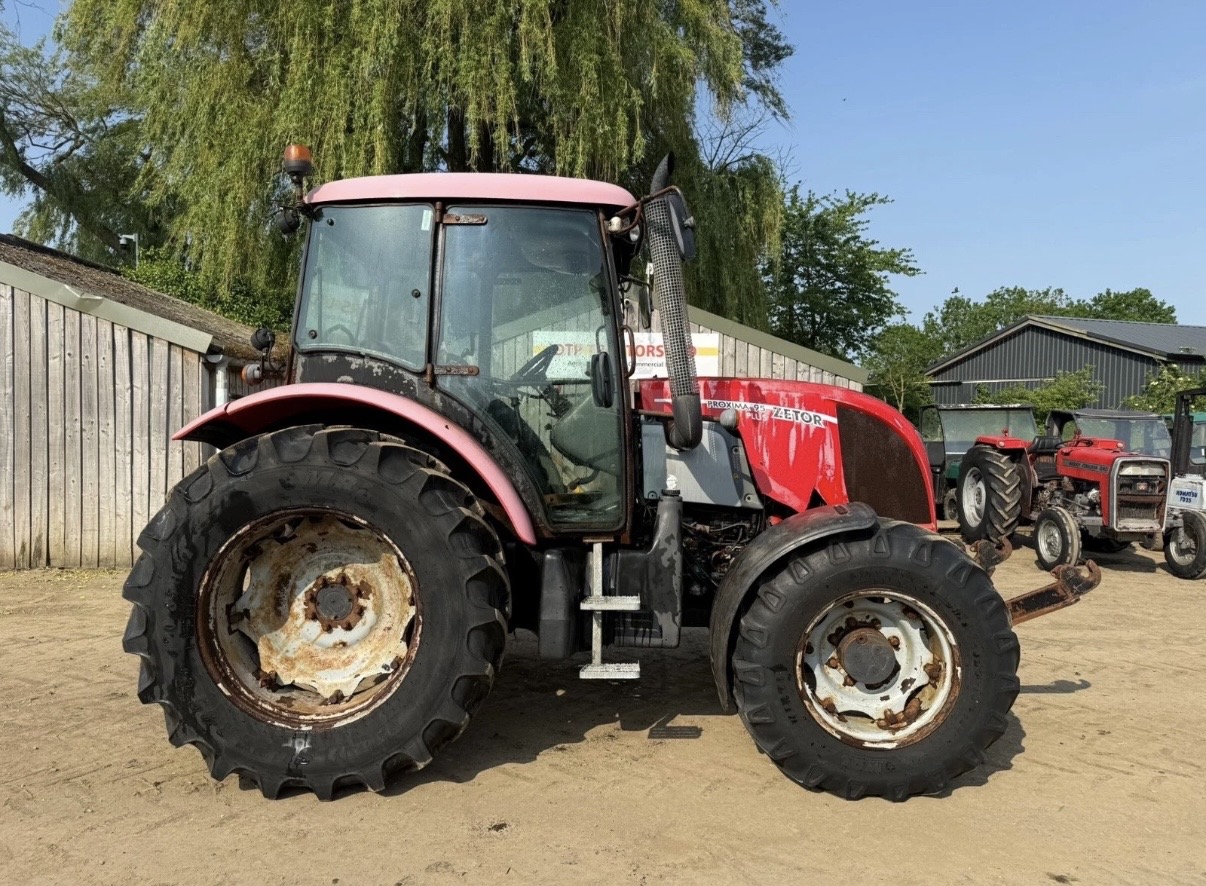 ZETOR 95 PROXIMA 4x4 TRACTOR - Image 2