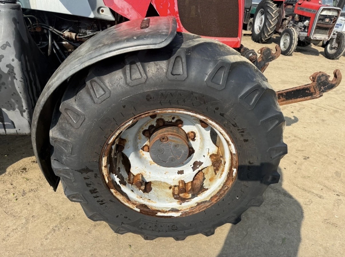 ZETOR 95 PROXIMA 4x4 TRACTOR - Image 5