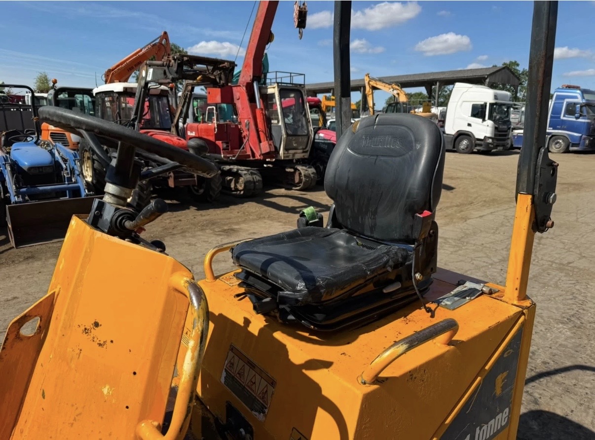 THWAITES 1 TON HIGH TIP DUMPER - Image 15