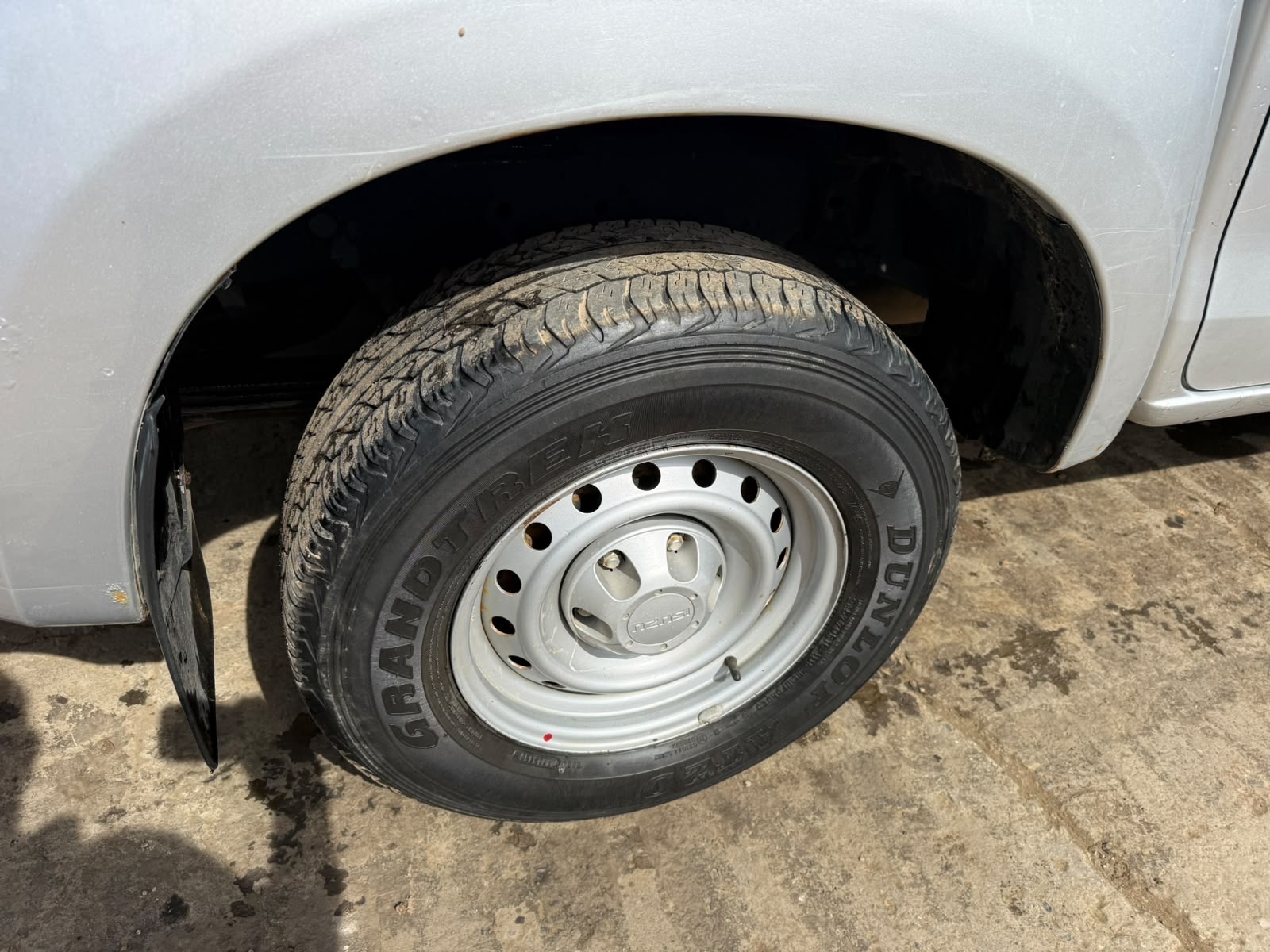 ISUZU D MAX 4x4 PICKUP - Image 6