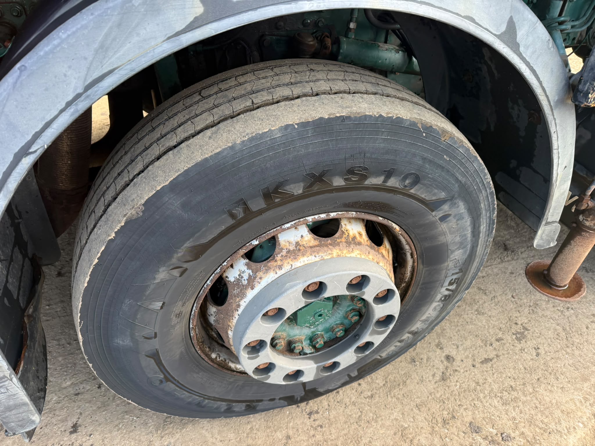 IVECO 340 8 WHEEL TIPPER GRAB LORRY - Image 18