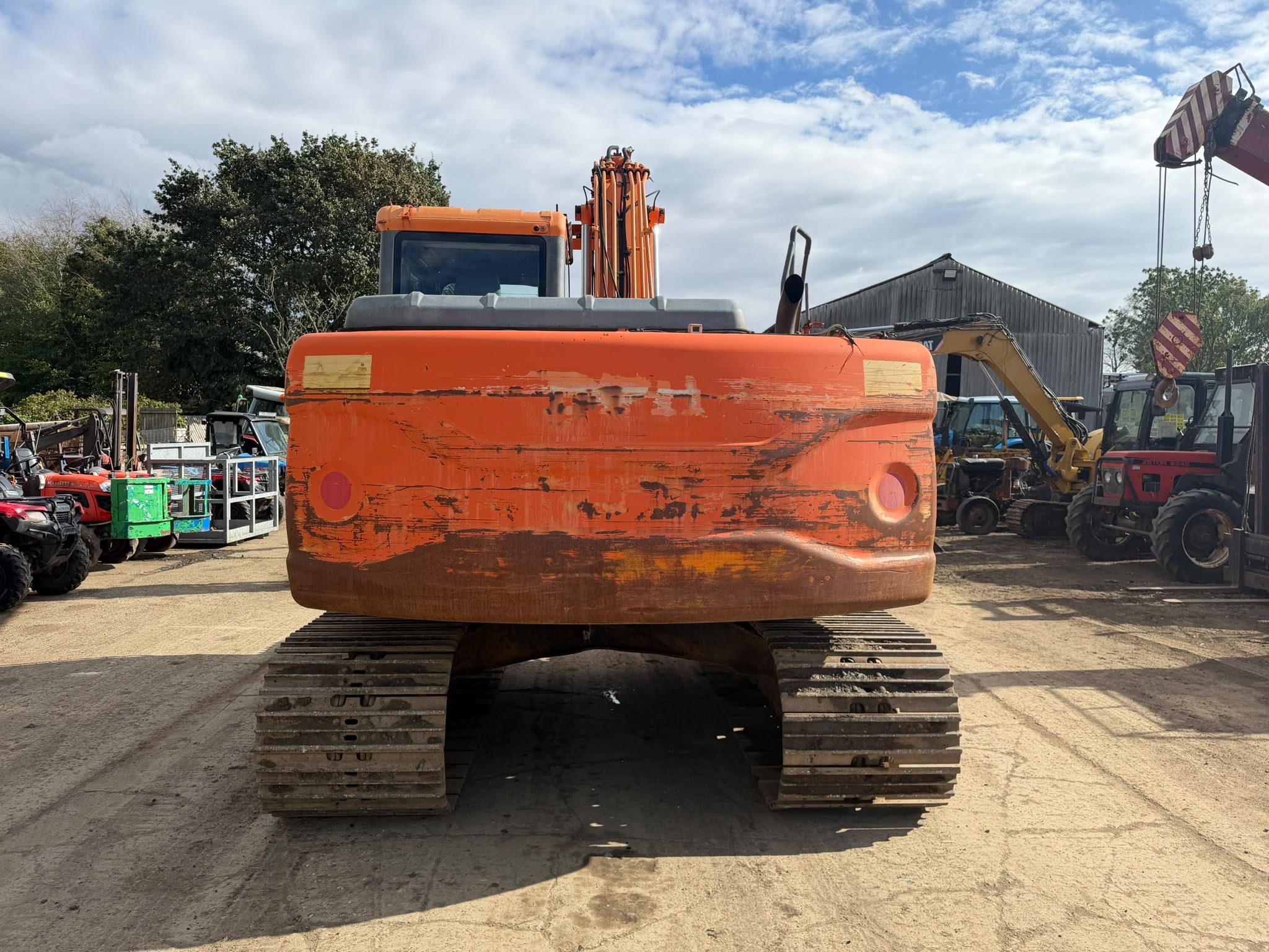 DOOSAN DX140LC 14 TON EXCAVATOR - Image 7