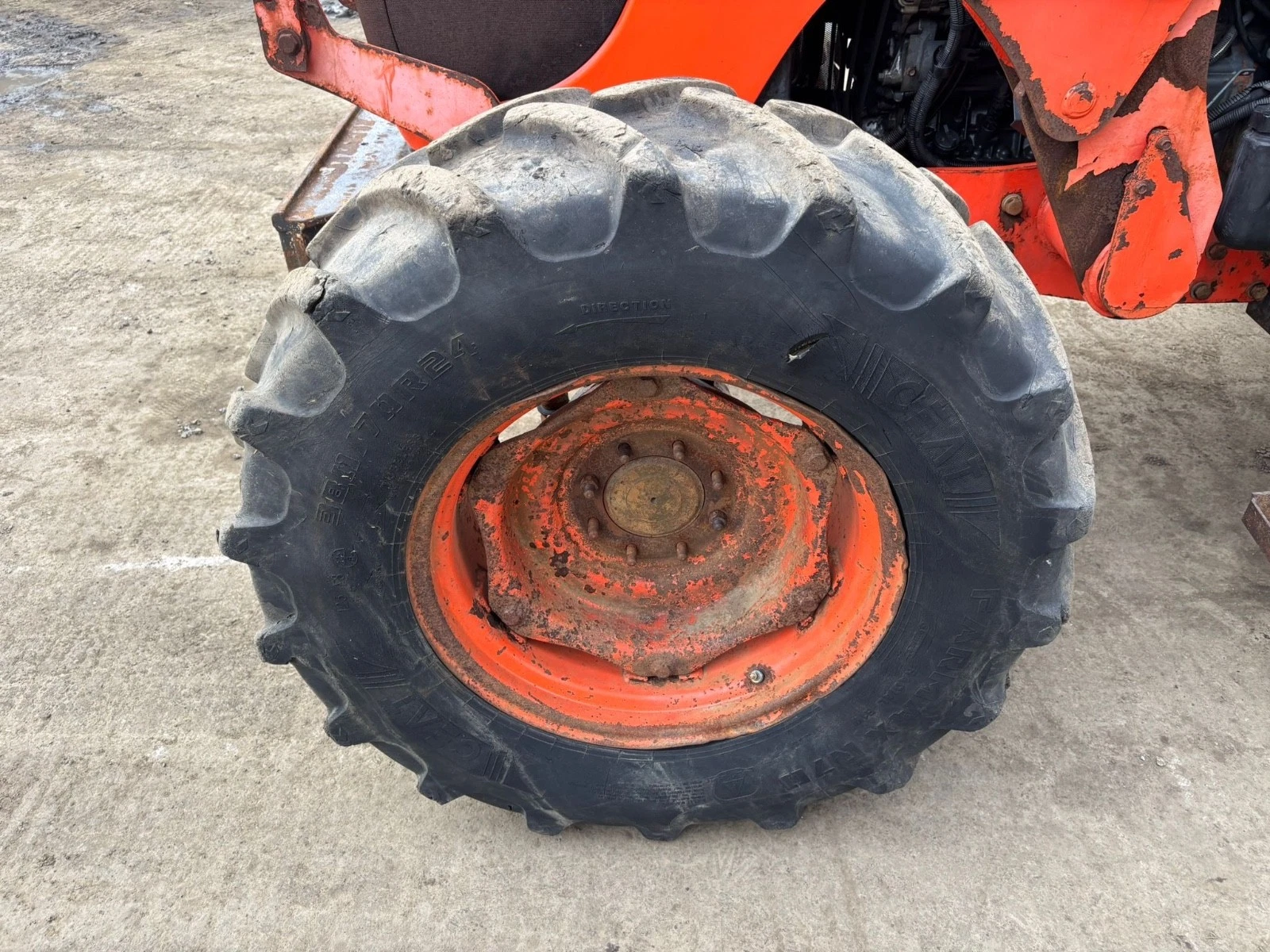 KUBOTA ZM108S DUAL SPEED 4WD LOADER TRACTOR - Image 21